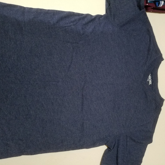 Boy's clothes bundle (7-8) - Picture 3 of 7